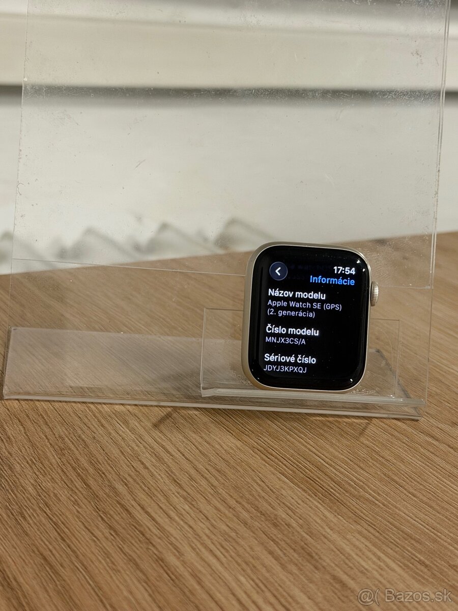 Dobrý deň Ponúkam na predaj Apple Watch SE 2022 44mm Silver - 3