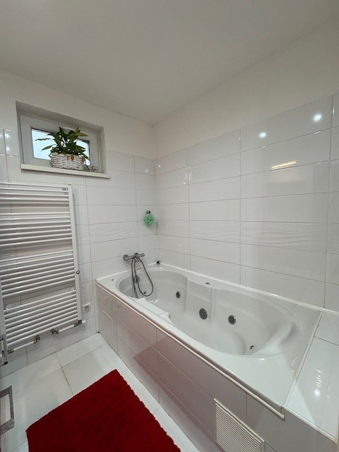 FINREAL s.r.o. Vám ponúka NA PREDAJ rodinný dom v Kolárovo - 3