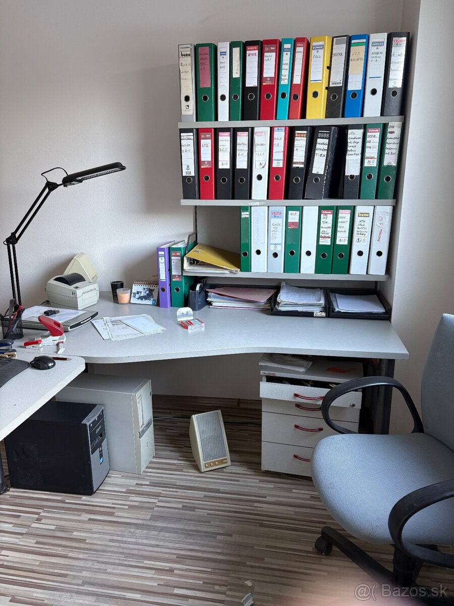 Predám kancelársky nábytok - 3