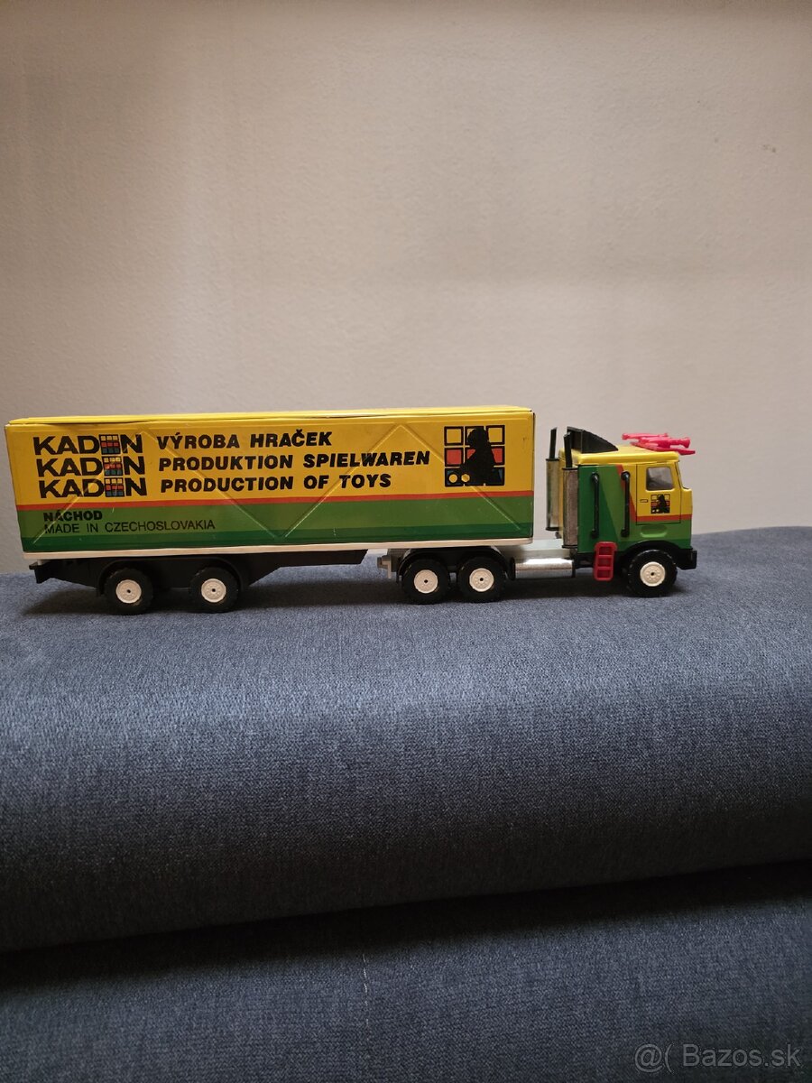 Staré hračky Kamión kaden - 3