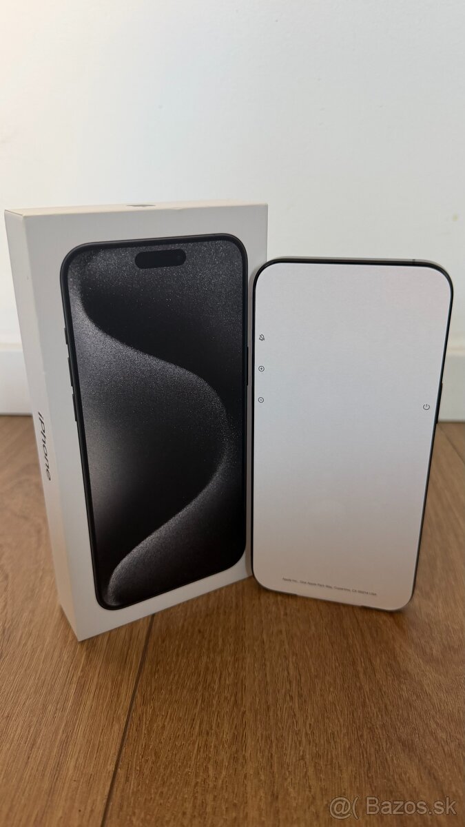 iPhone 15 Pro Max 256GB Black Titan - 3