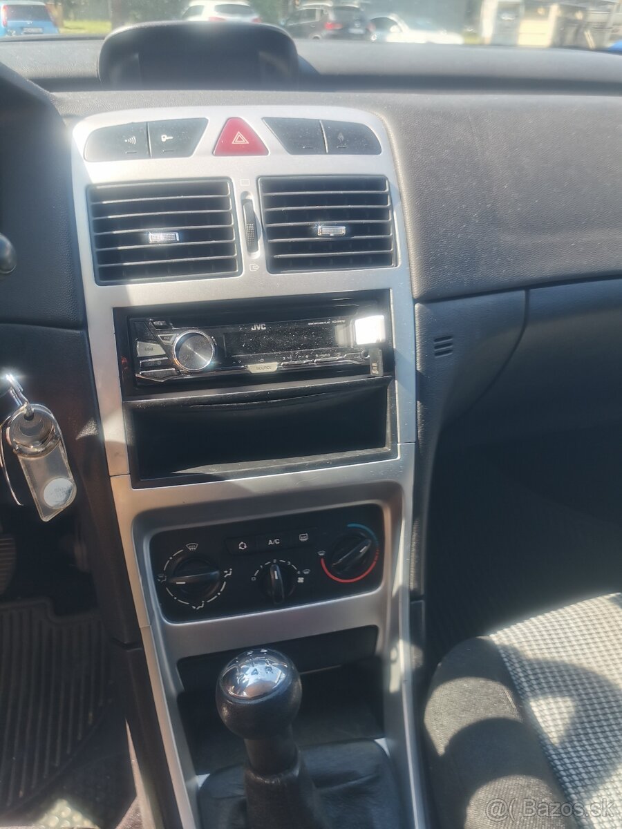 Predám Peugeot 307, rok výroby 2006 - 3