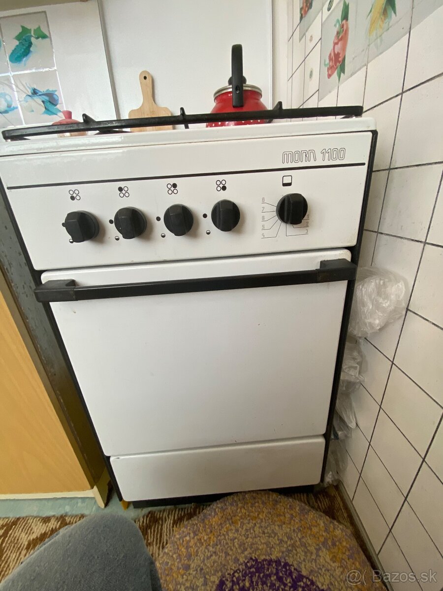 Kuchynská linka - 3