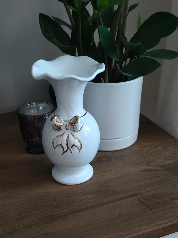 Porcelanova vazicka - 3