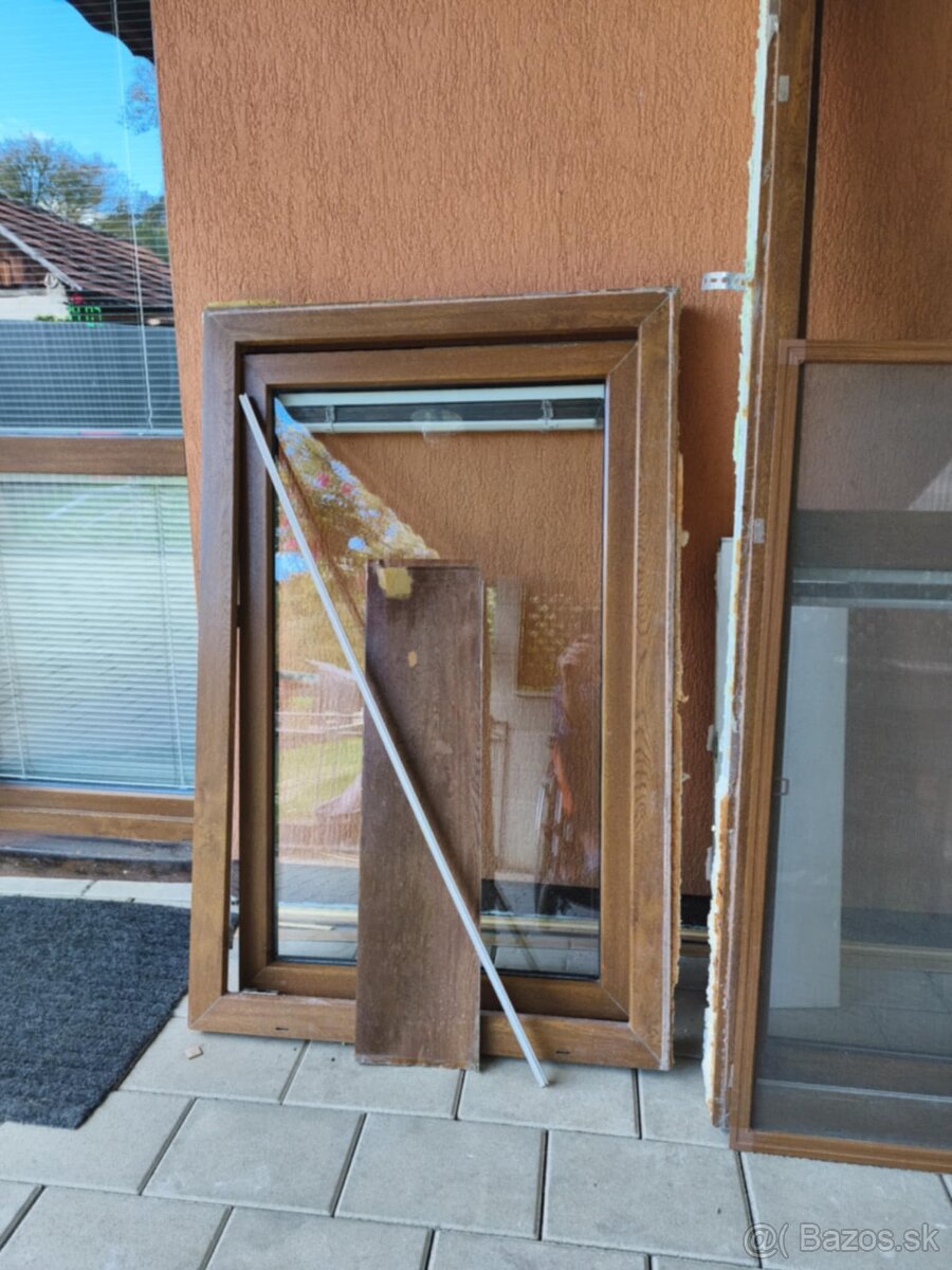 Balkonove dvere aj okná plus žaluzie - 3