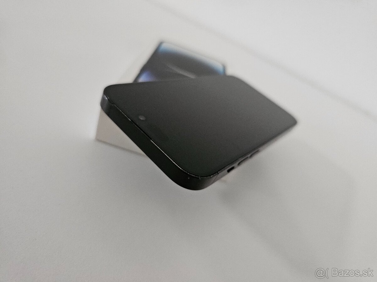 Apple iPhone 14 Pro 100% batéria - 3