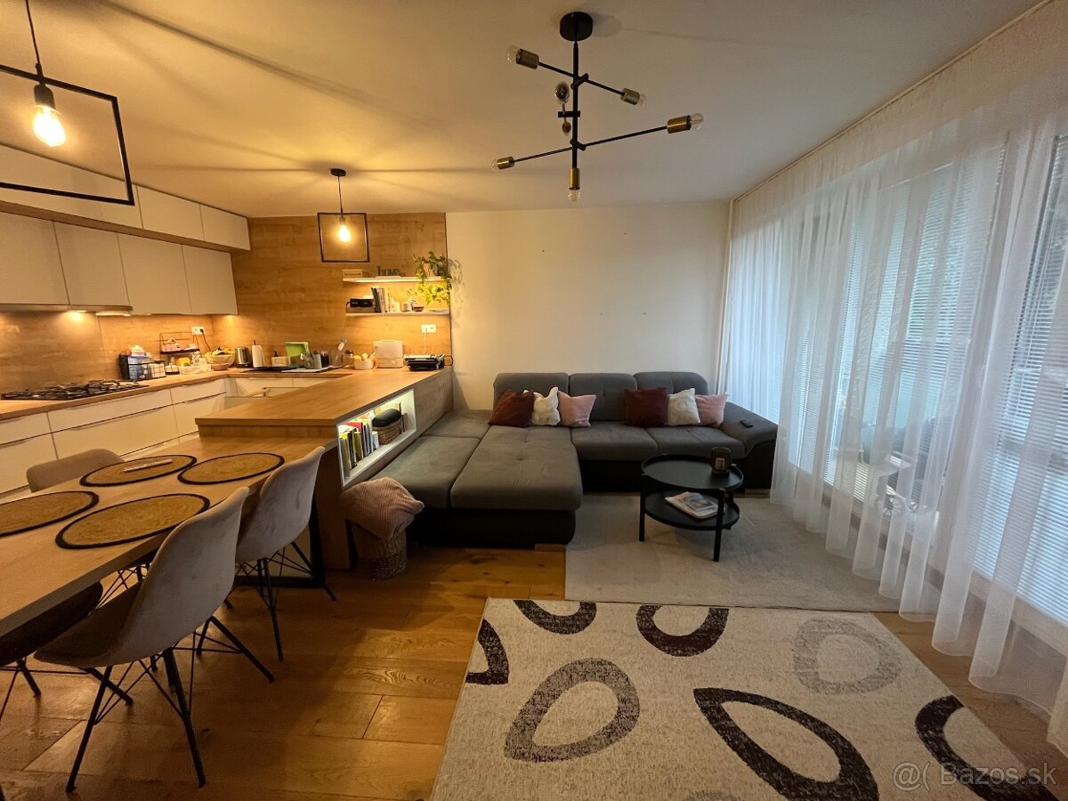 Zvolen - Kimovská 4 izbový zariadený byt na predaj - 3