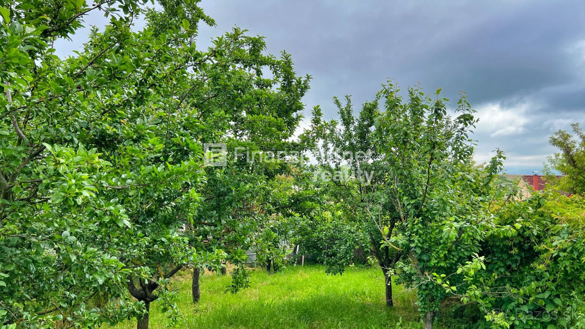 Dom s pozemkom 402 m2, Vrbové, Piešťany - 3