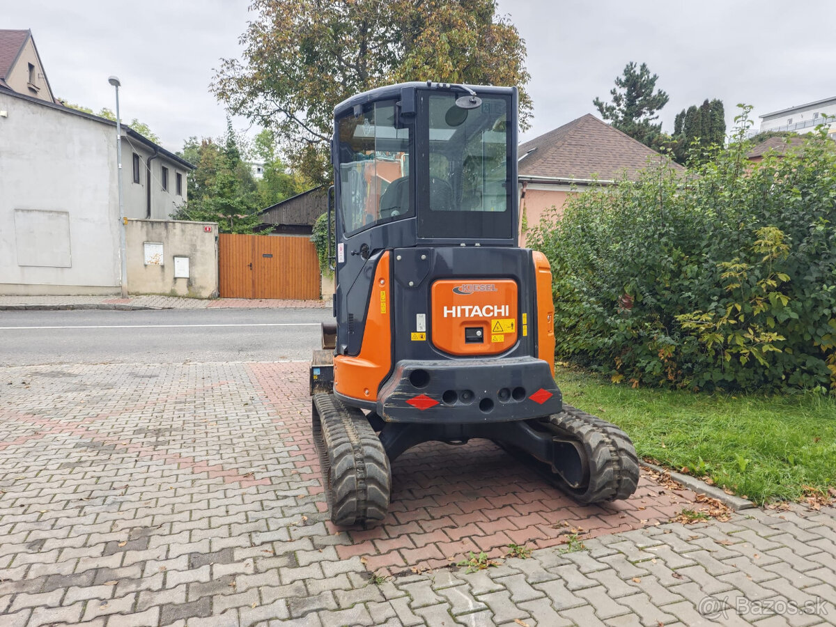 Pásový Minibagr Hitachi ZX38U-5A Klima. Powertilt - 3