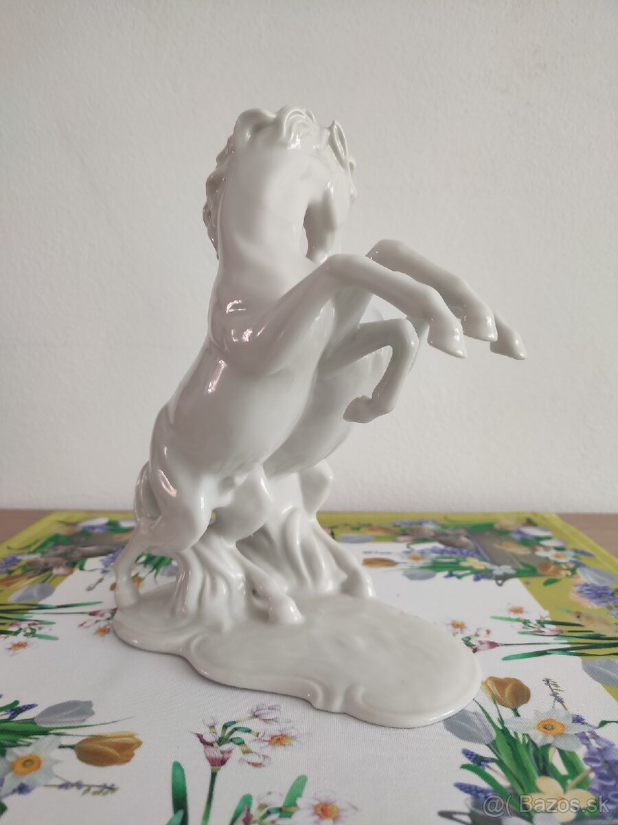 Schaubach kone porcelánová soška - 3