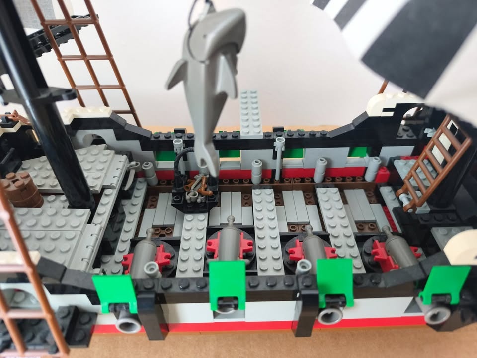 Lego 6286 Pirates - Skull Eye's Schooner - 3