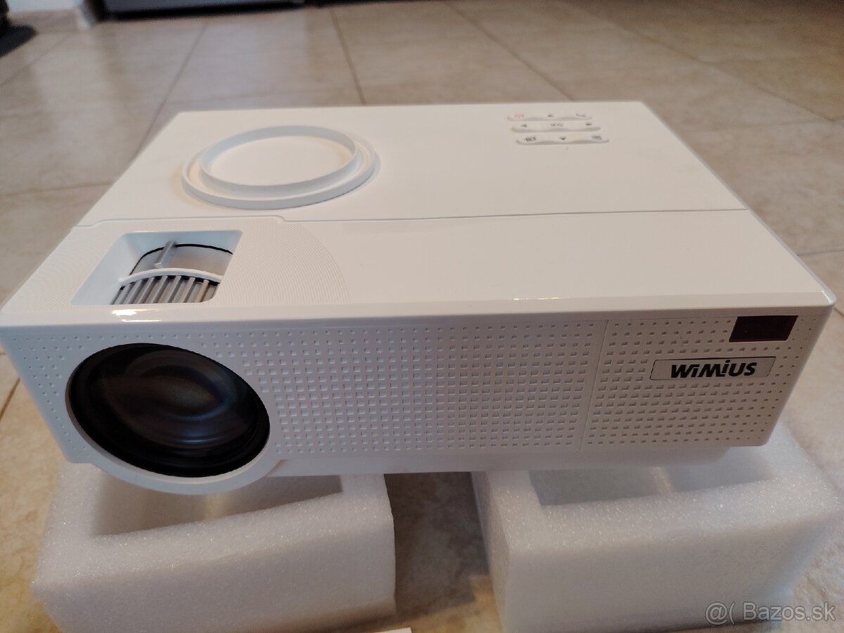 Predám LED projektor - 3