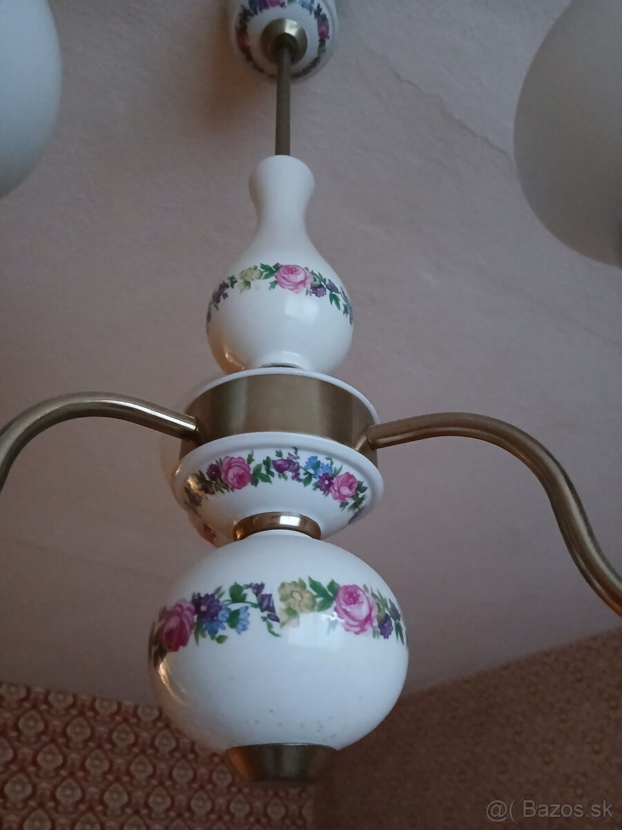 Luster s porcelánom - 3