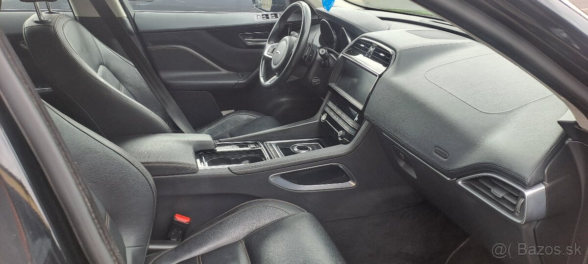 Predám JAGUAR F-Pace AWD 2D 135KW - 3