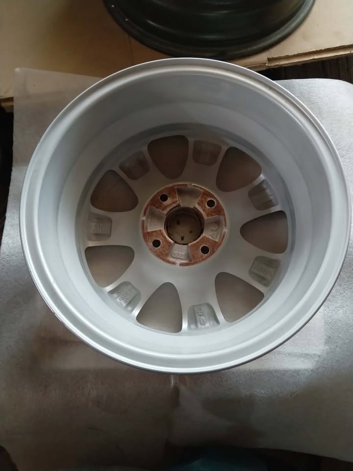 15" alu PEUGEOT. - 3