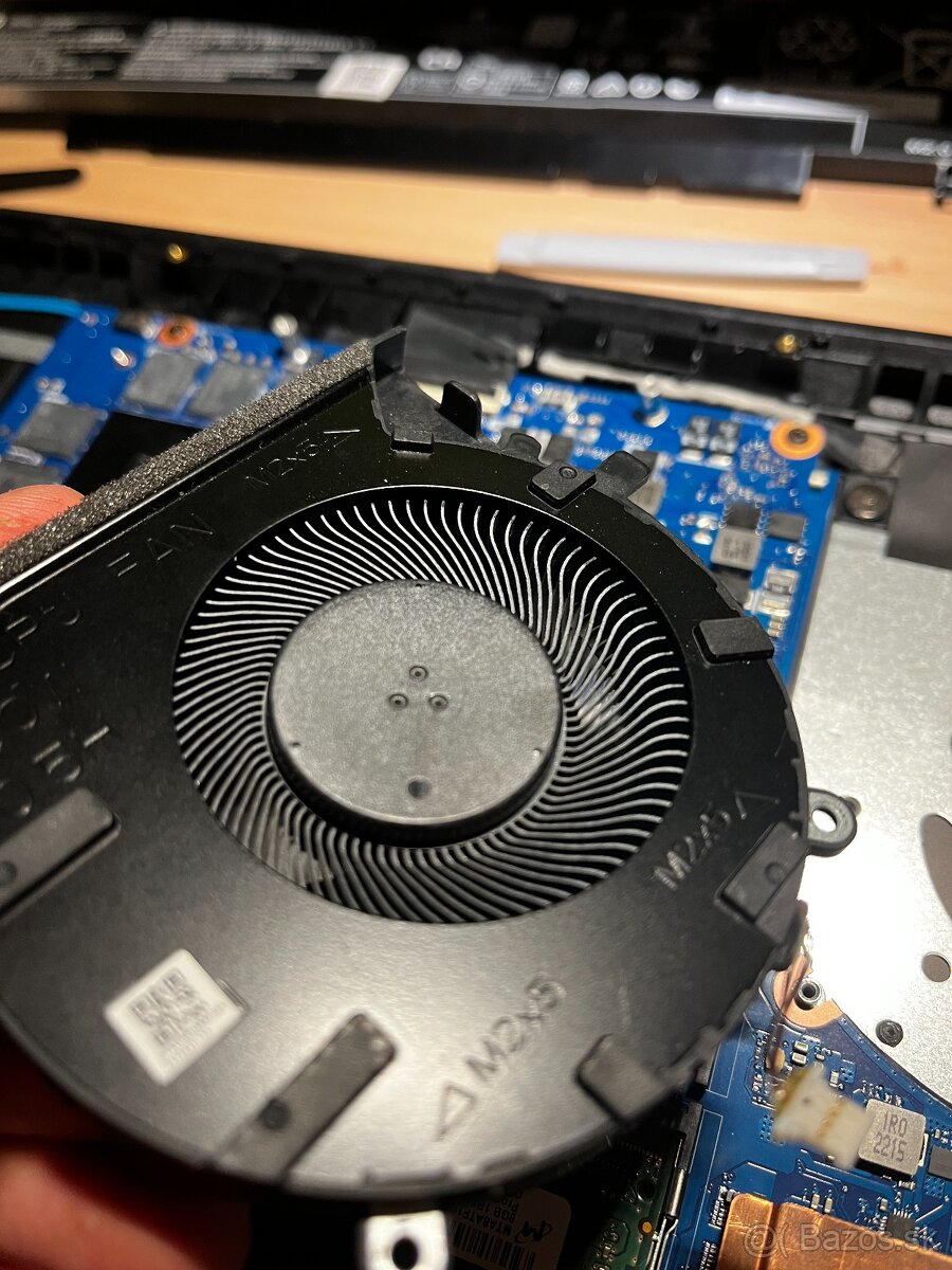 Predám diely na HP Victus 16-e0616nc - 3