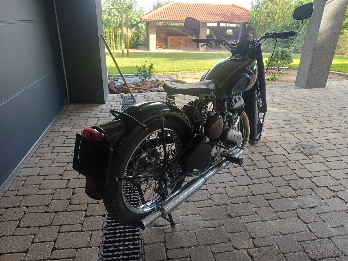 ariel VB600 - 3