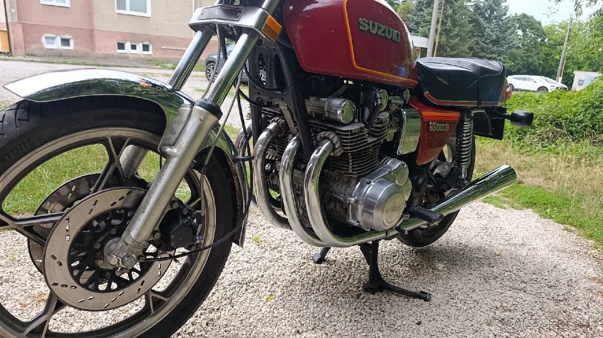 Suzuki GS1000G - 3