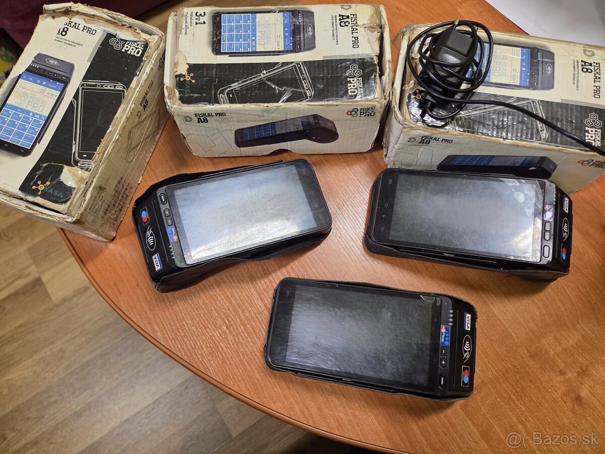 Predám Dotykové pokladne 3 ks android+ terminál 3v1 - 3