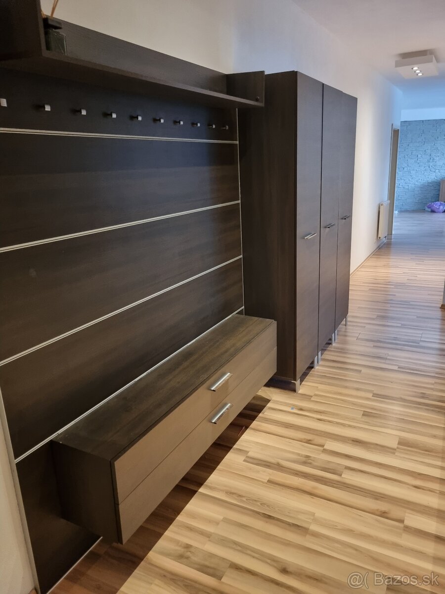 Prenajmem 3 byt Belveder Banská Bystrica - 3