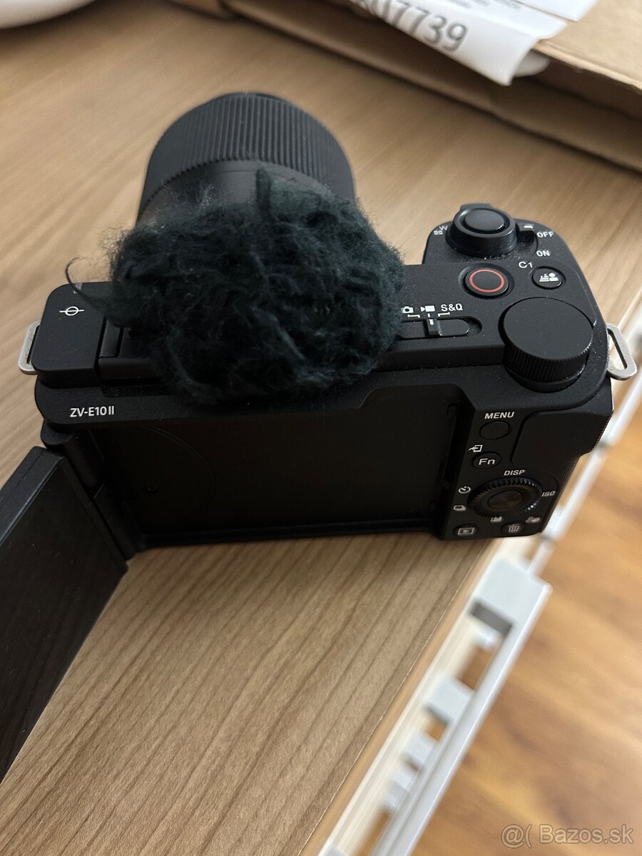 VLOG SET – Sony ZV-E10 II + Sigma 30mm f/1.4 + FULL prísluše - 3