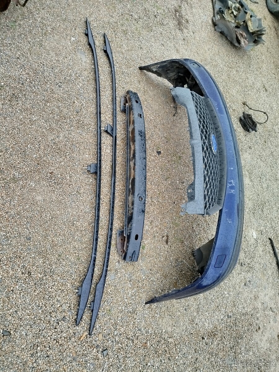 Rizpredám Ford Galaxy 1.9 - 3