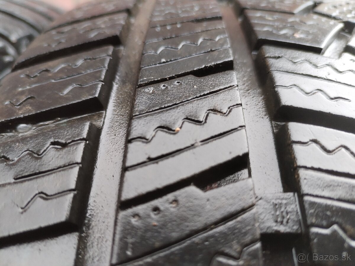 Predám 195/50 r15 - 3