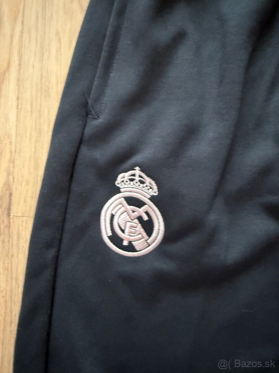 Real Madrid tepláky - 3