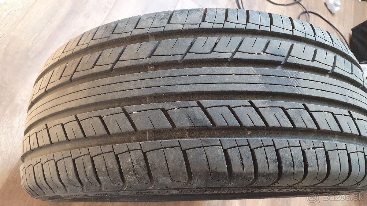 Predám letné pneu 205/50 R17 - 3