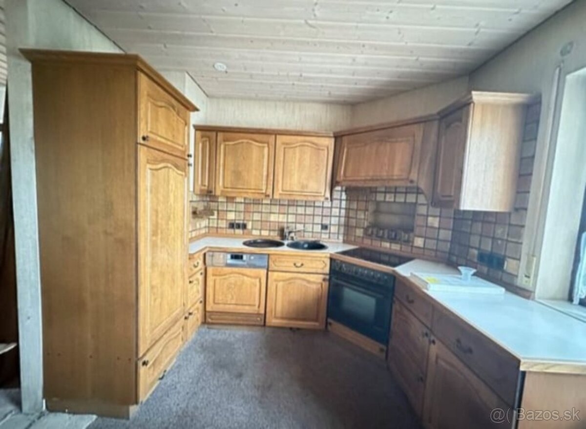 Dubová rustikální linka včetně spotřebičů, 5045 - 3