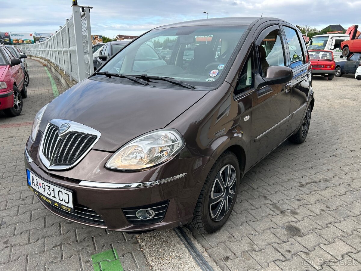 Lancia Musa 1.3 JTD MultiJet 90 Oro - 3