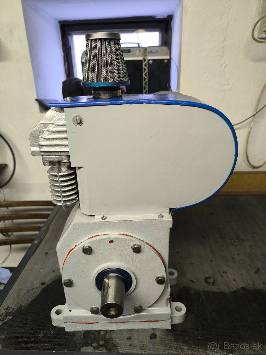 Predám kompresor Orlík jednovalec 1JSK-75 - 3