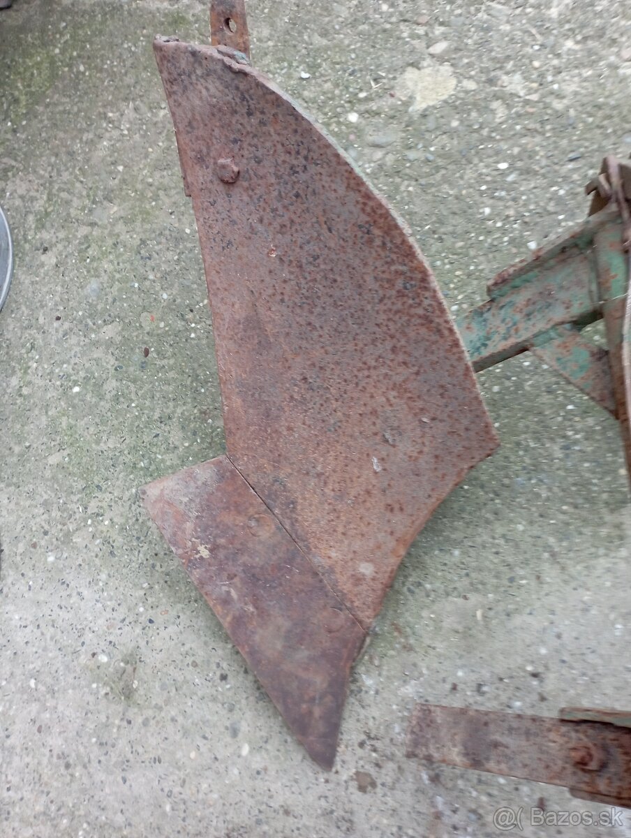 Pluh otočný za malotraktor - 3