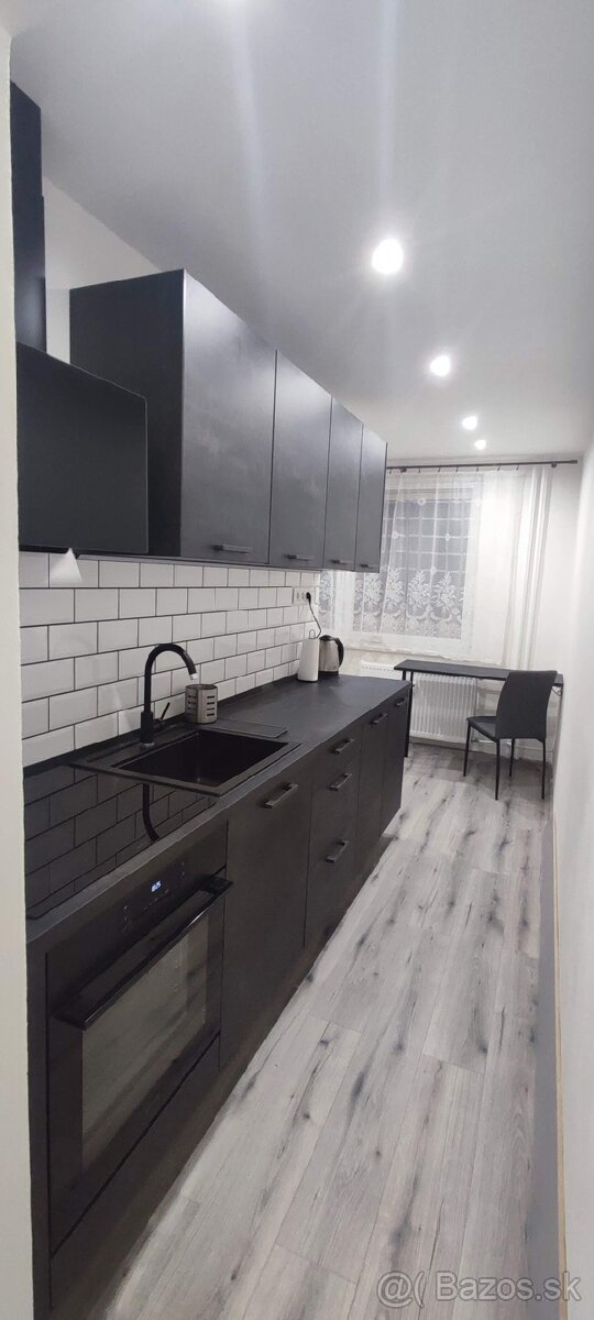 Prenájom 2 izb. bytu v NMnV - 3