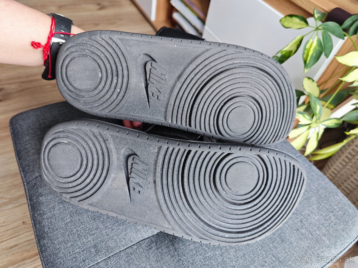 Šľapky Nike - 3