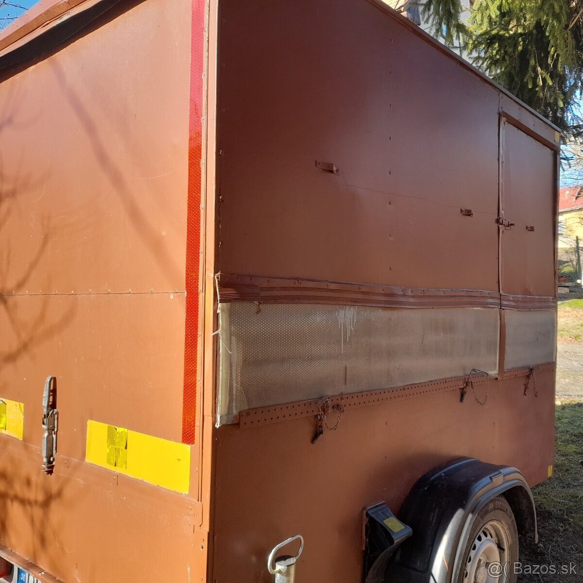 Skriňový prívesný vozík - 3