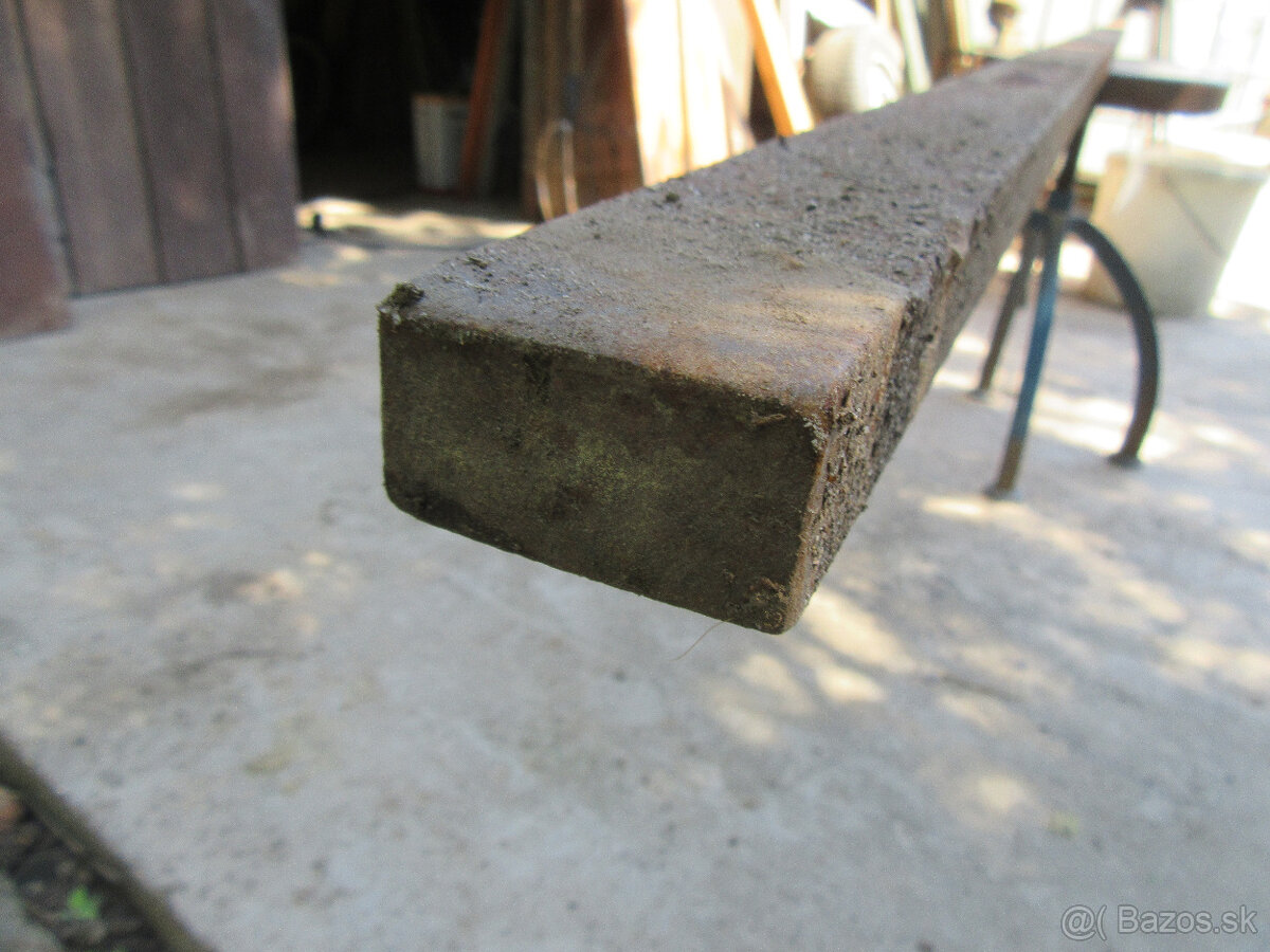 železny material - 3