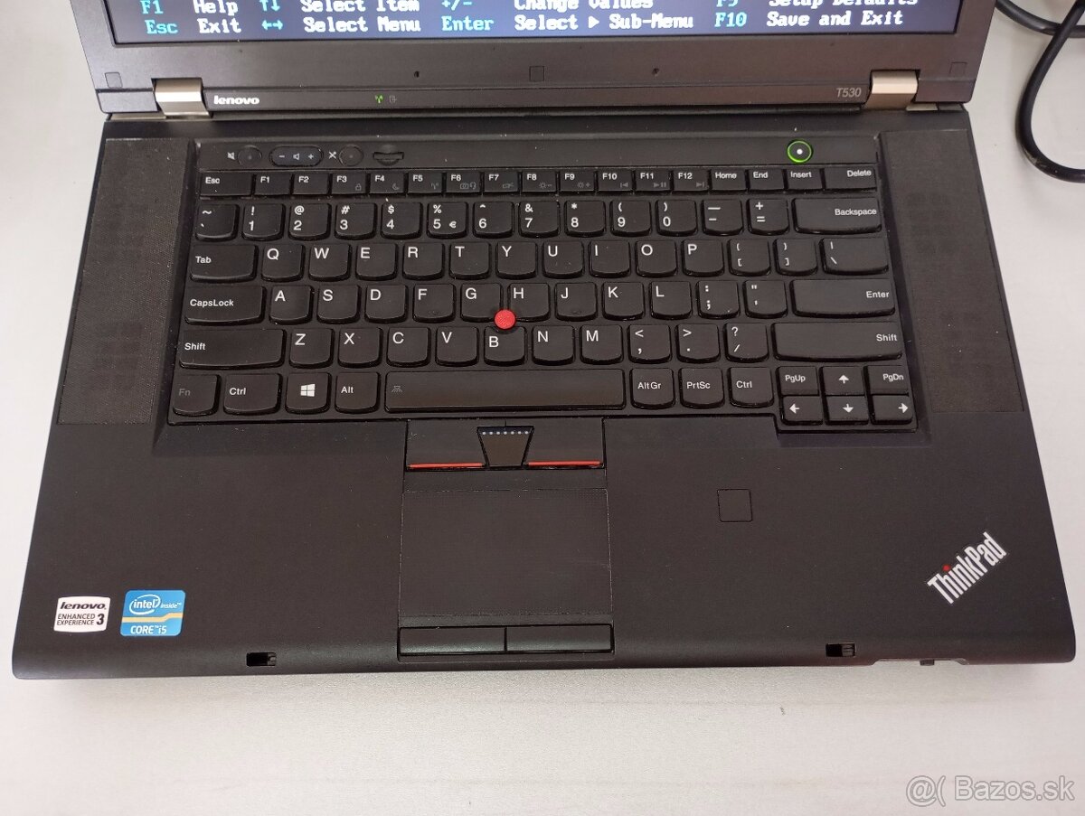 predám LENOVO THINKPAD T530 , poškodený displej - 3