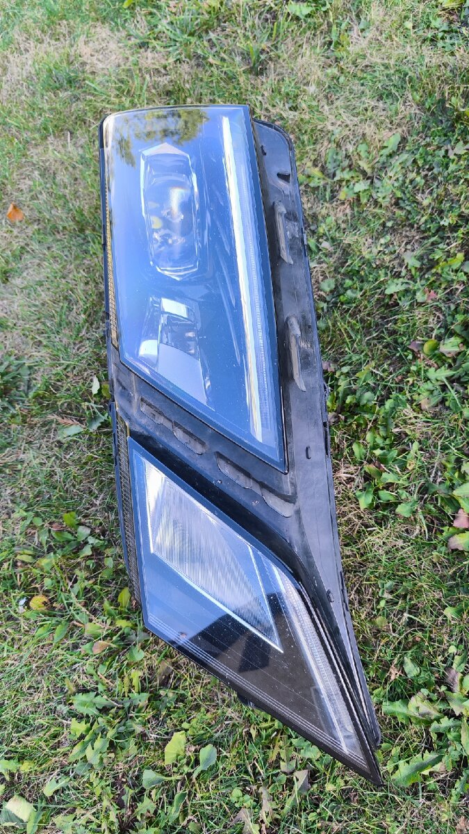 Predné Full LED svetlo OCTAVIA 3 Facelift. - 3