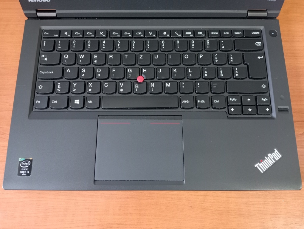 Lenovo Thinkpad T440p , Windows 7 , Intel core i5 , 8gb ram - 3