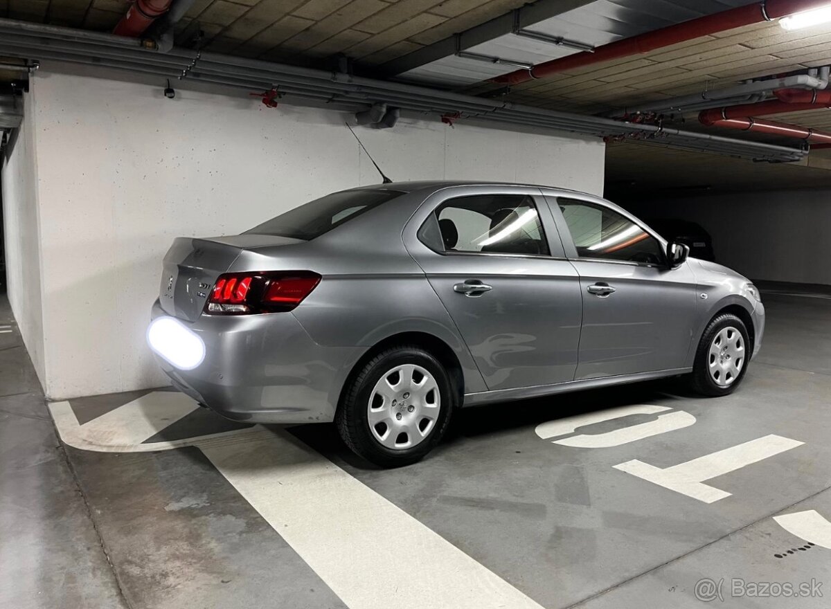 Predam Peugeot 301 - 3