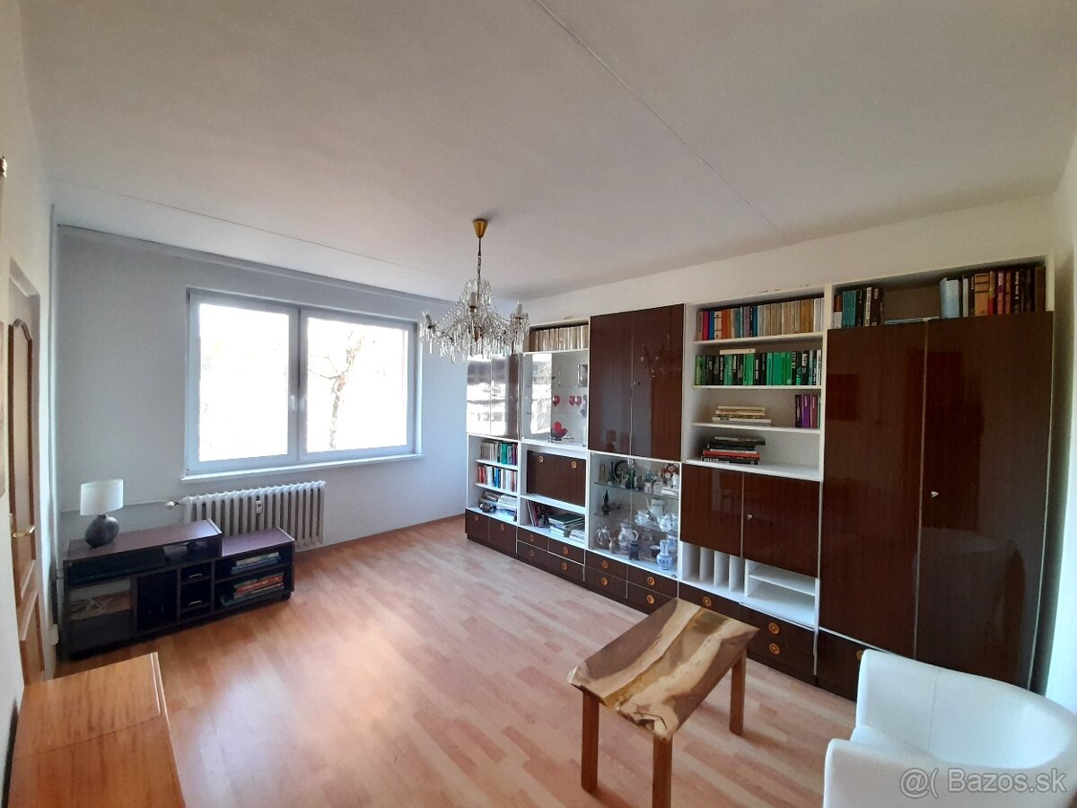 EXKLUZÍVNE predaj 3 izbový byt, 66m2, Terasa, Humen - 3