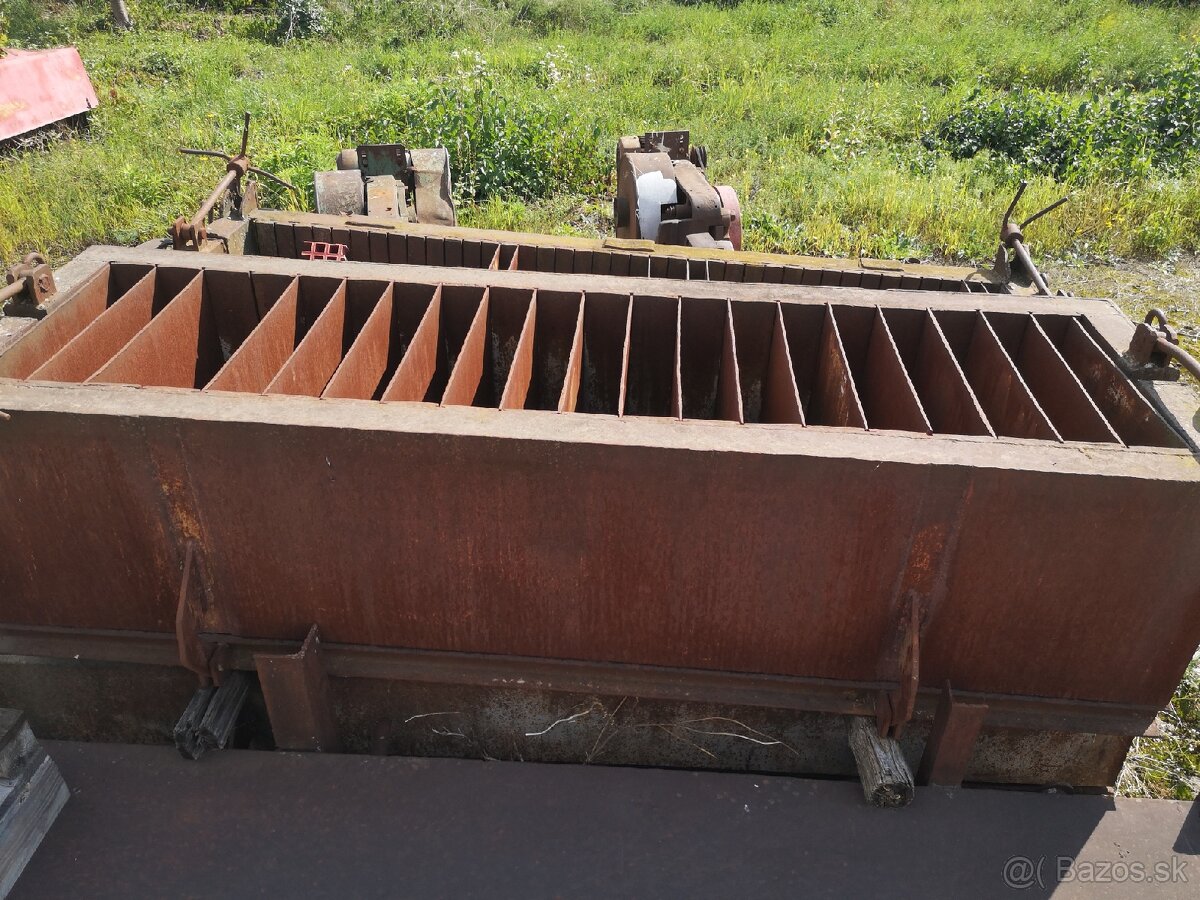 Forma na vyrobu betonovych kociek - 3