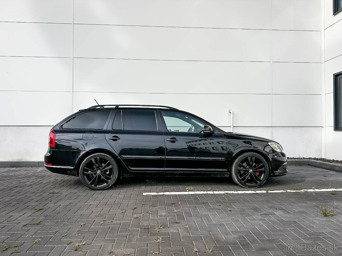 Škoda Octavia II Combi 2.0 TDI CR DPF RS DSG - 3