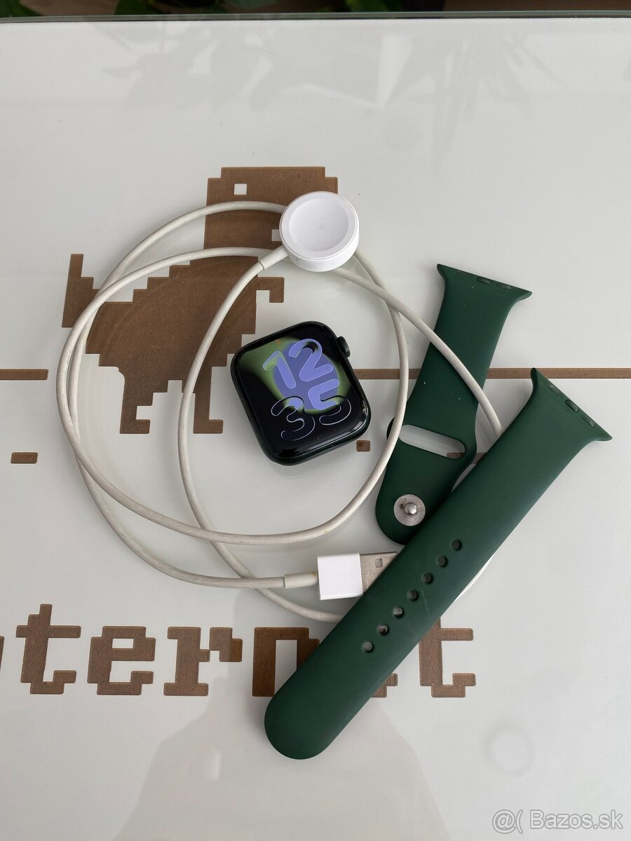 Apple Watch Series 7 – 45 mm - 3