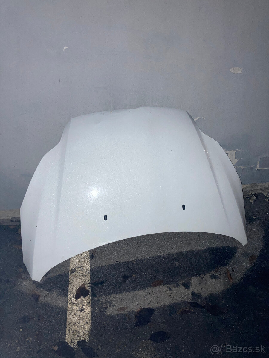 Ford Focus mk3 - kapota - 3