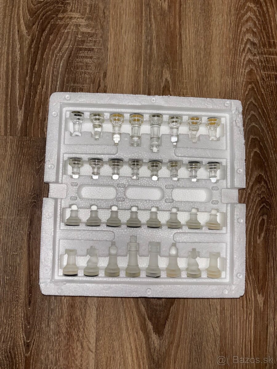 Sklenené šachy - 3