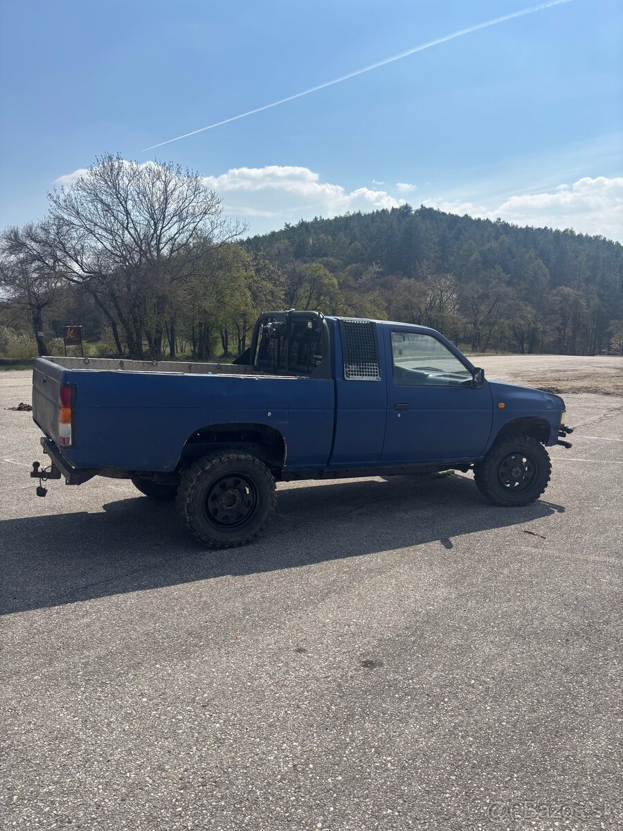Predam Nissan Navara D21 king cab - 3