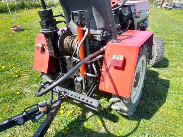 Malotraktor s vlečkou - 3
