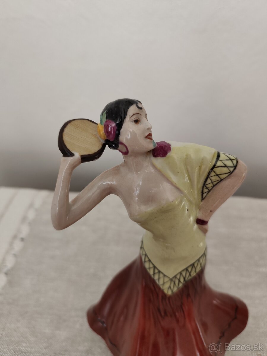 Royal dux tanečnica s tamburínou porcelánová soška - 3